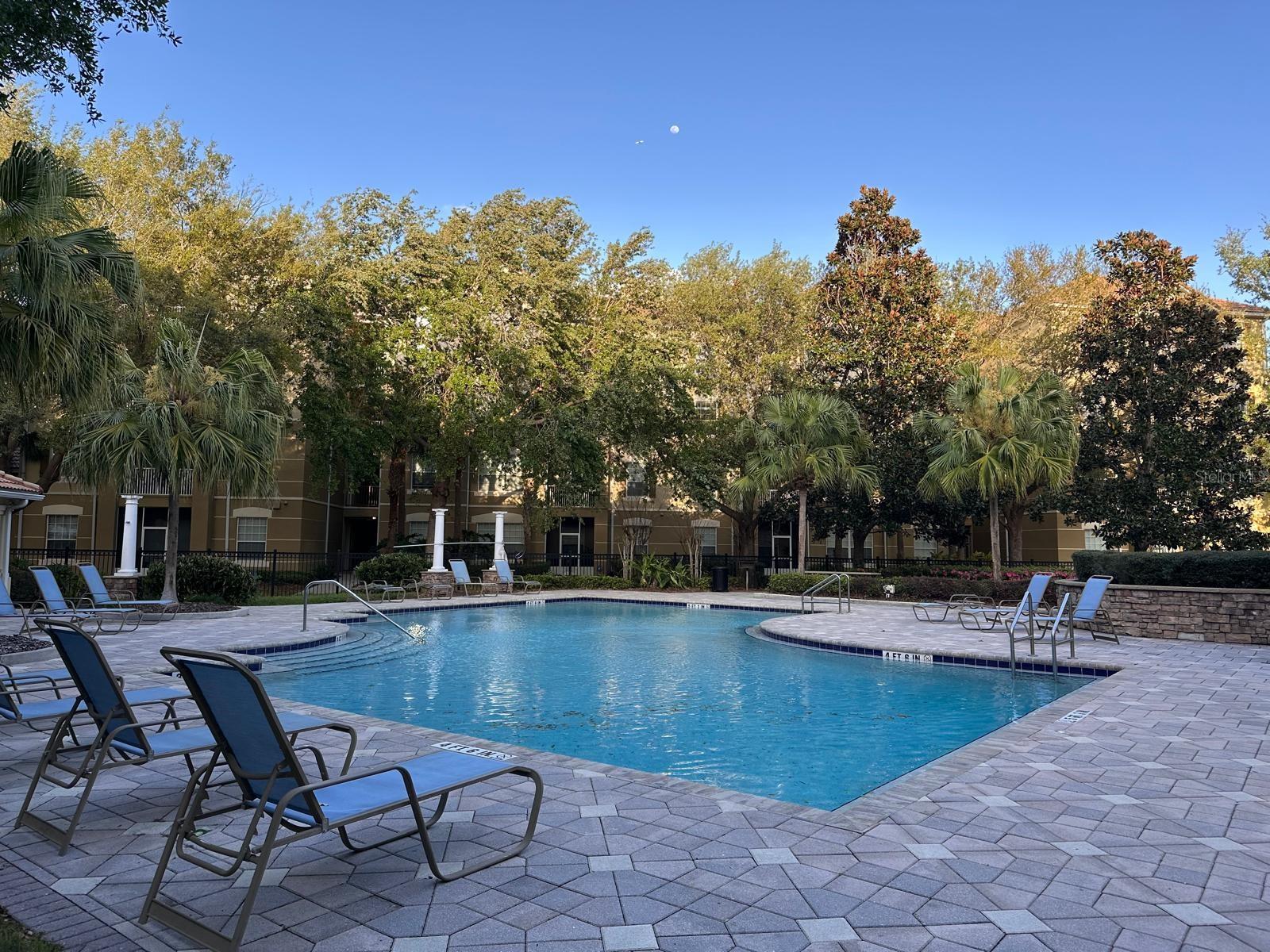 Image 4 of 18 For 3362 Robert Trent Jones Drive 40107