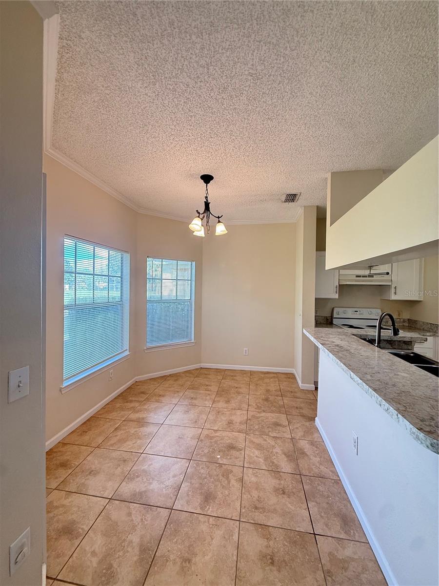 Image 5 of 16 For 1912 Arbor Lakes Circle