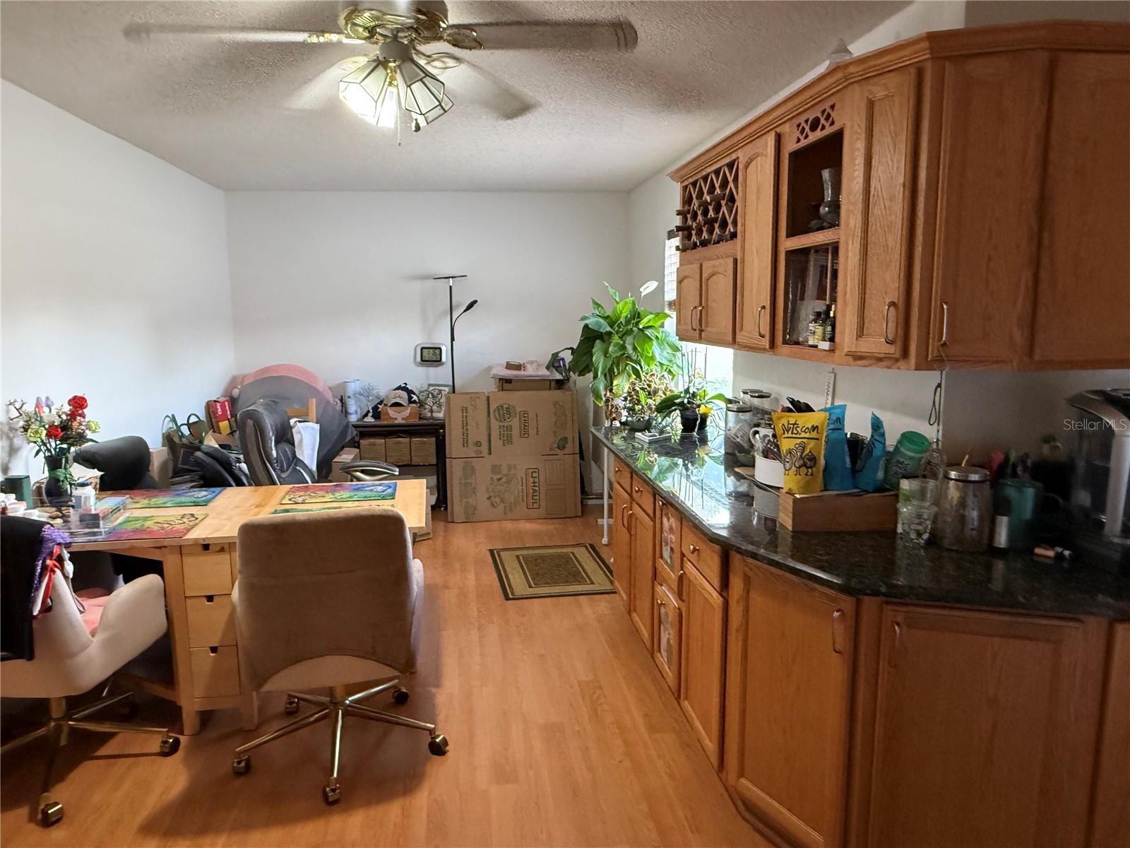 Image 6 of 22 For 146 Exeter Avenue