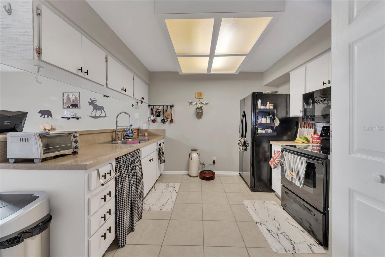 Image 10 of 38 For 23205 Club Villas Drive 30