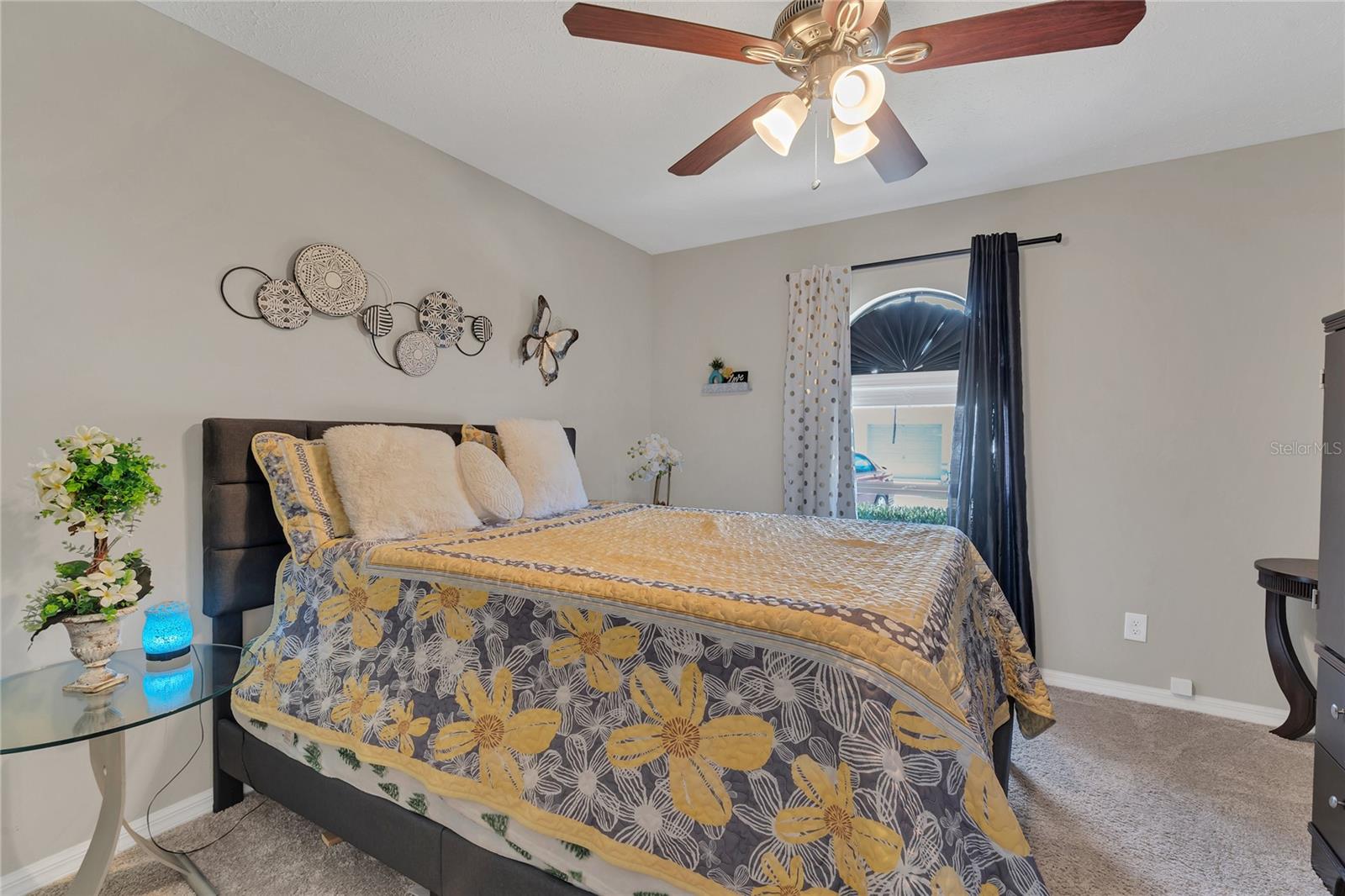 Image 20 of 38 For 23205 Club Villas Drive 30