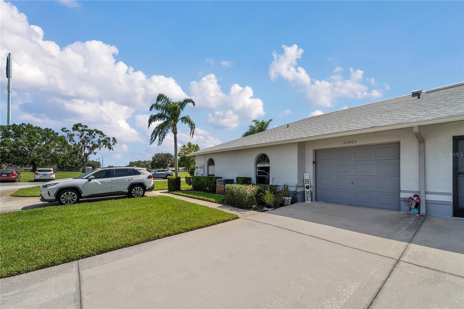 Image 24 of 38 For 23205 Club Villas Drive 30