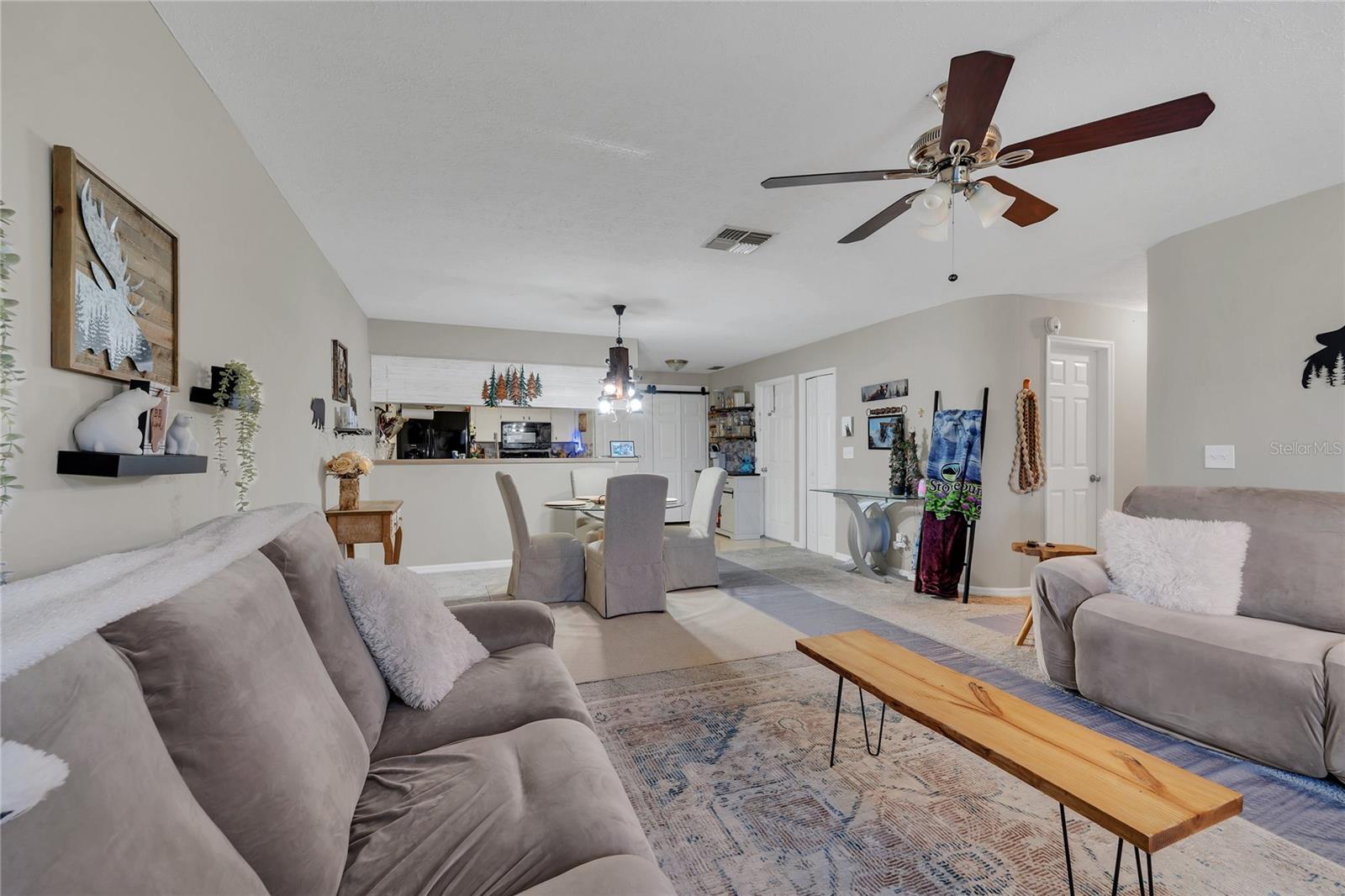 Image 6 of 38 For 23205 Club Villas Drive 30