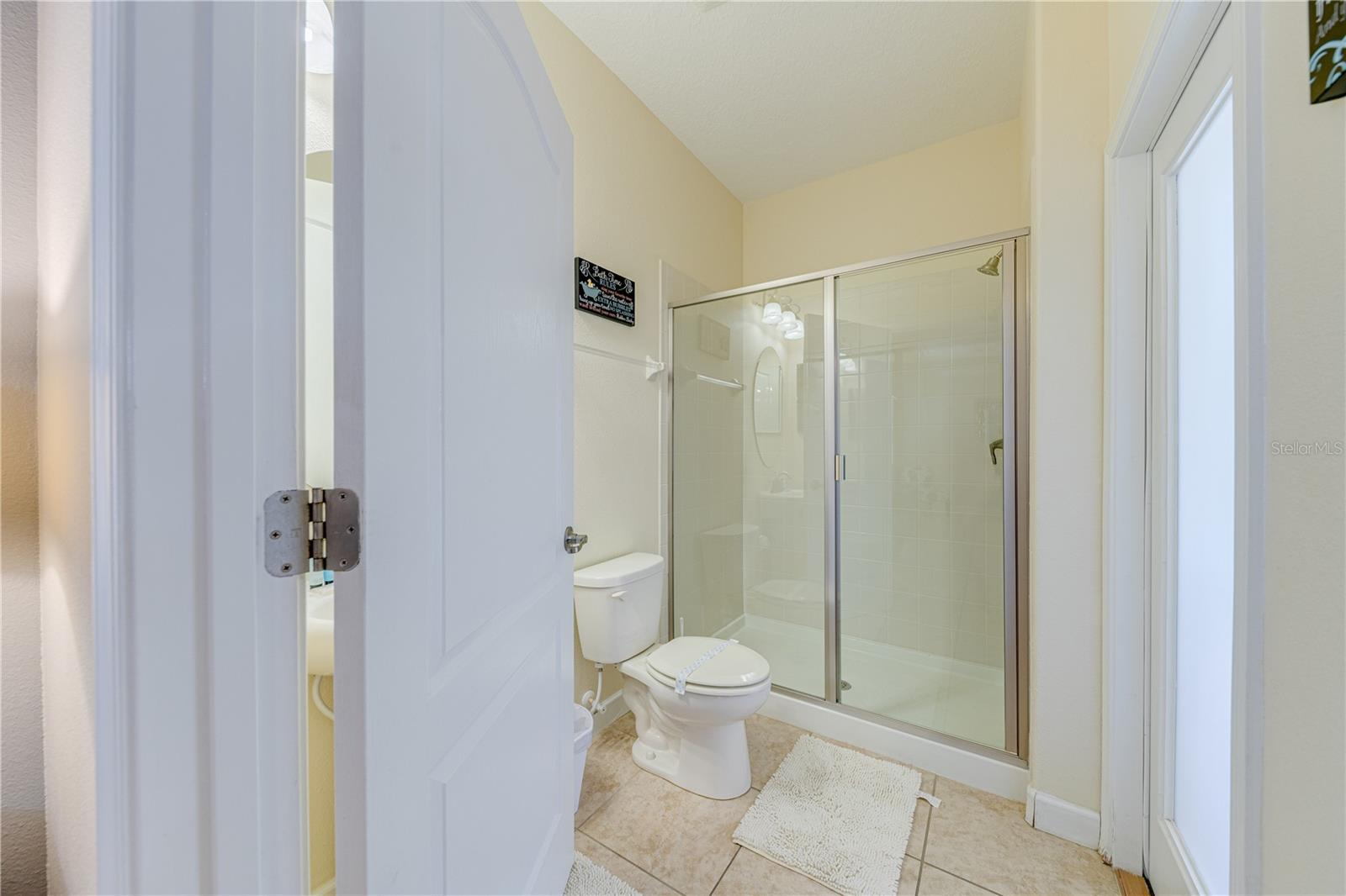 Image 16 of 92 For 1431 Moon Valley Drive