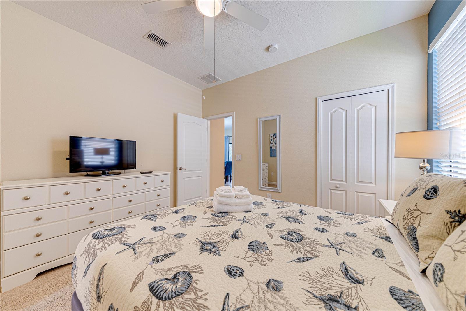 Image 27 of 92 For 1431 Moon Valley Drive