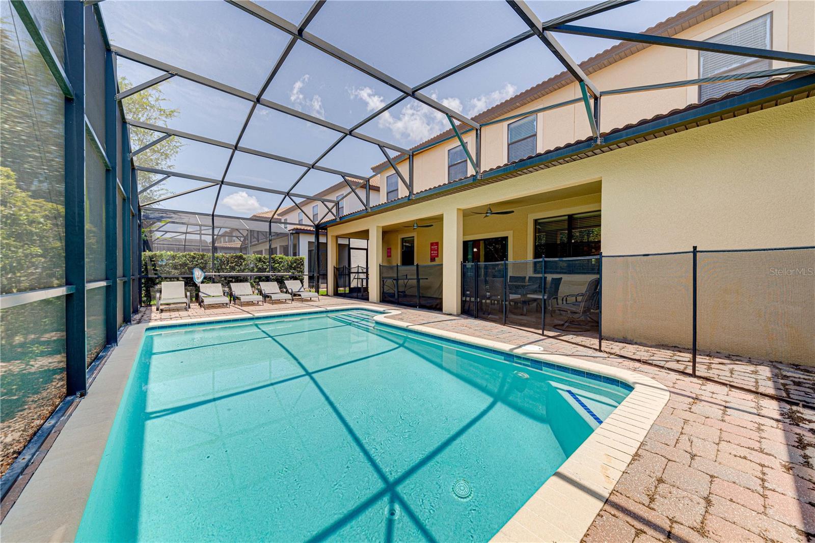 Image 34 of 92 For 1431 Moon Valley Drive