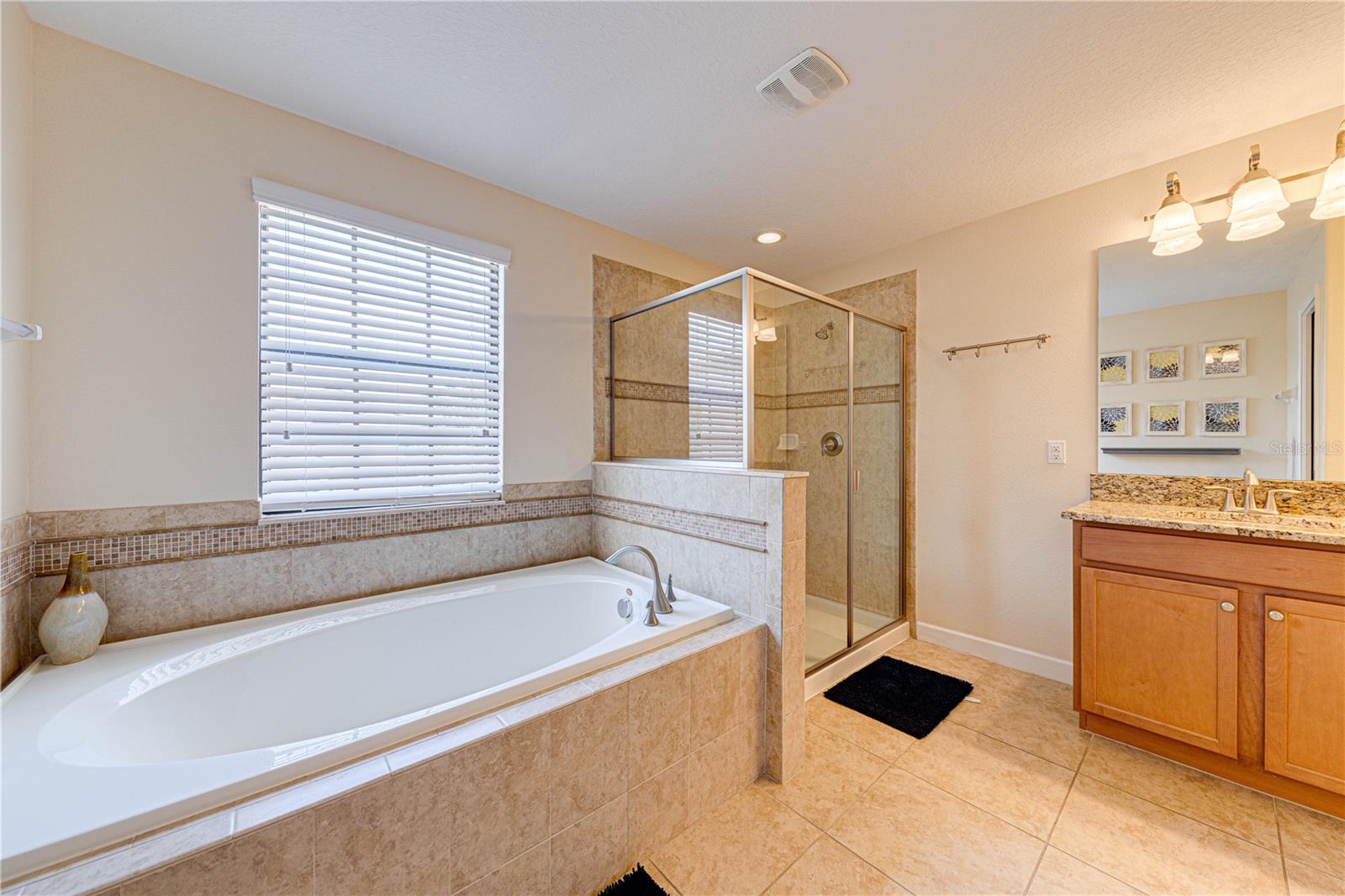 Image 54 of 92 For 1431 Moon Valley Drive