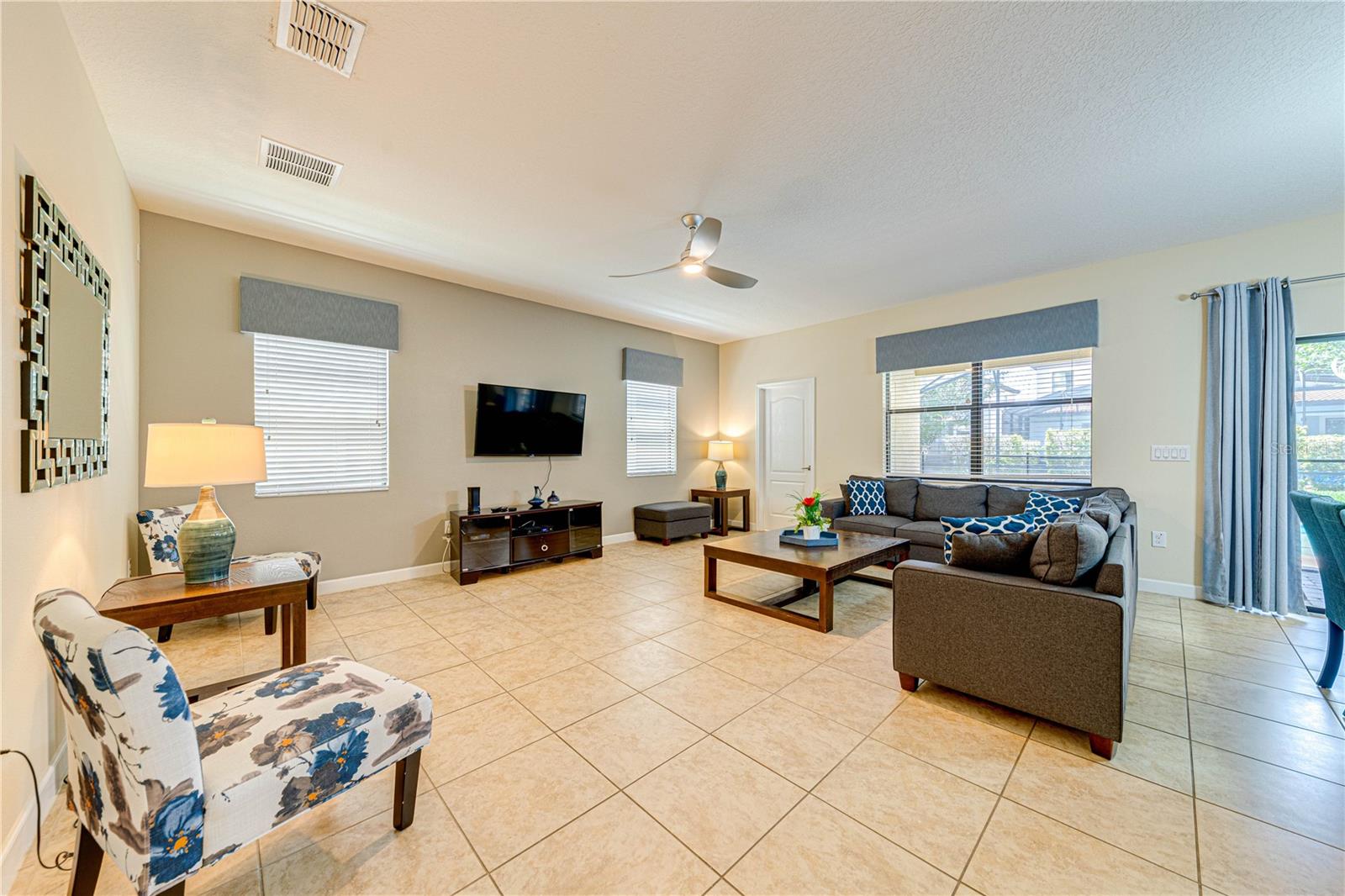 Image 9 of 92 For 1431 Moon Valley Drive