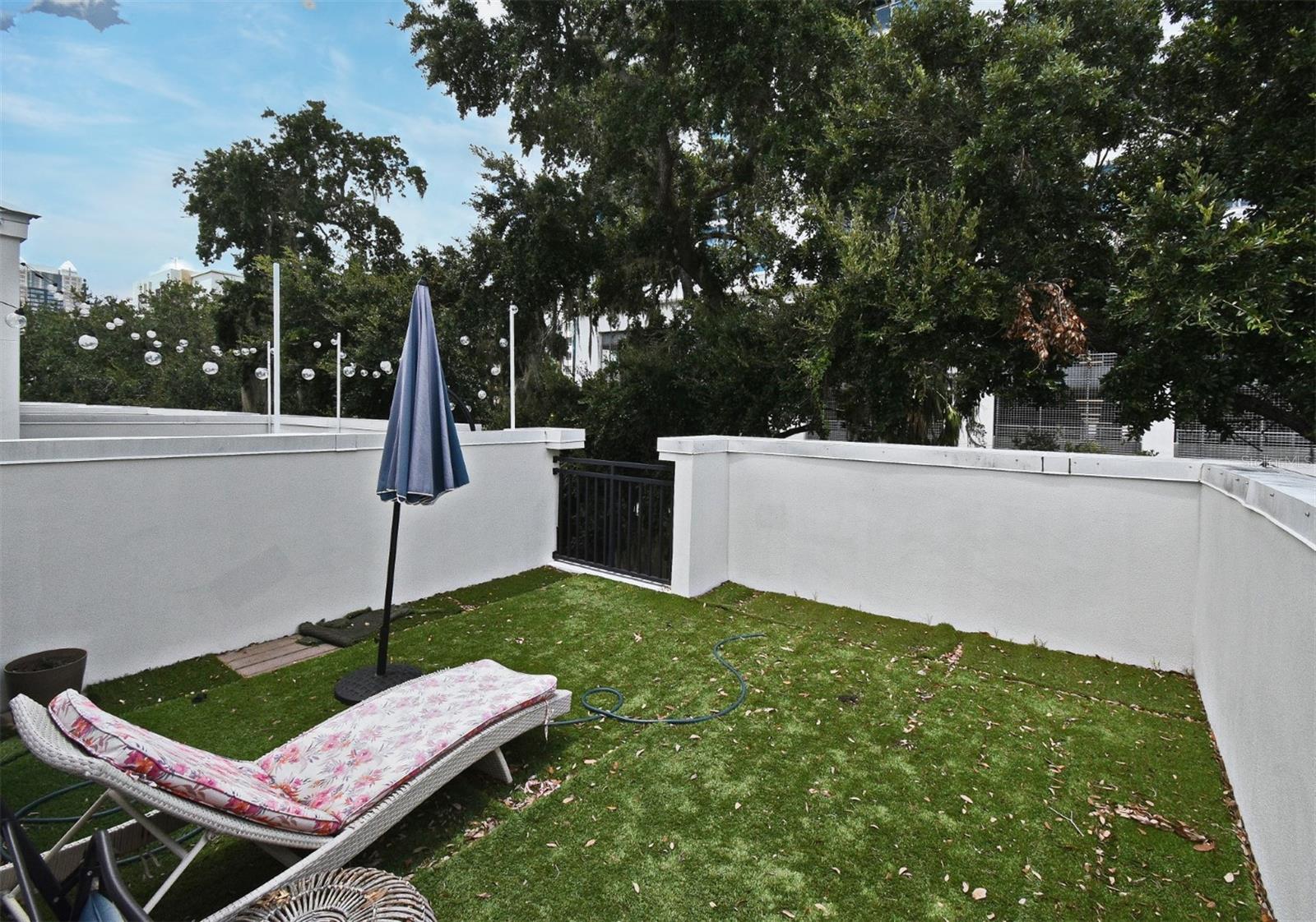Image 15 of 16 For 460 Jackson Street 5