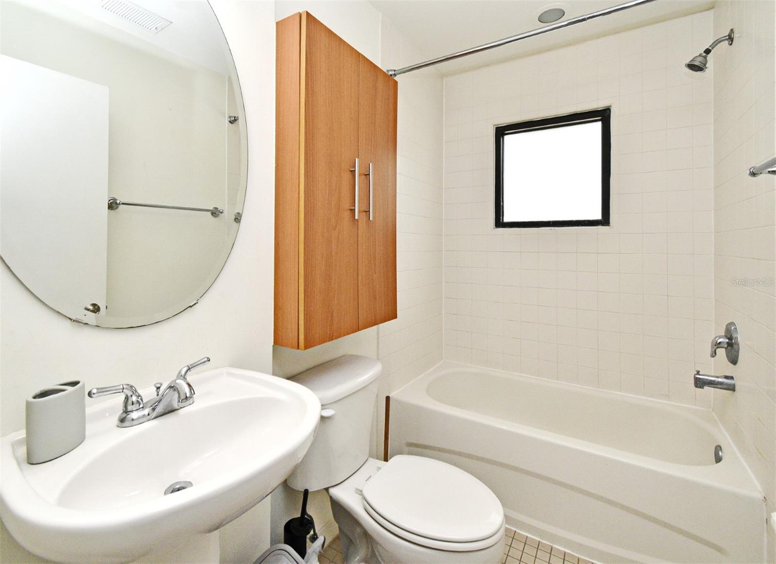 Image 8 of 16 For 460 Jackson Street 5