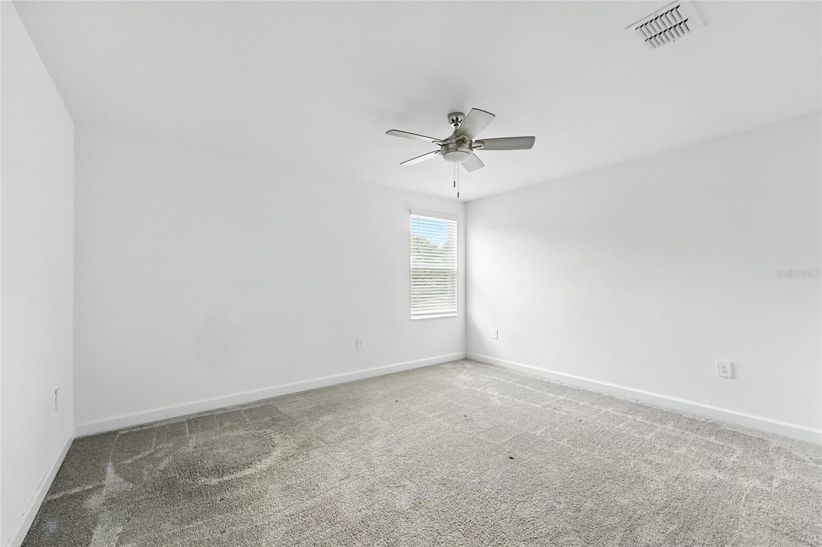 Image 19 of 61 For 11132 Lore Way