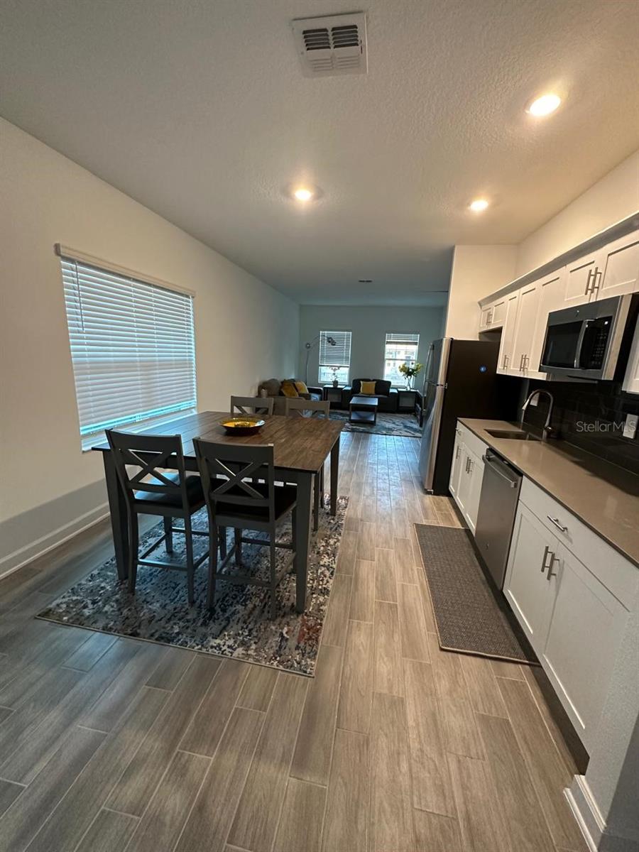 Image 2 of 18 For 11132 Lore Way