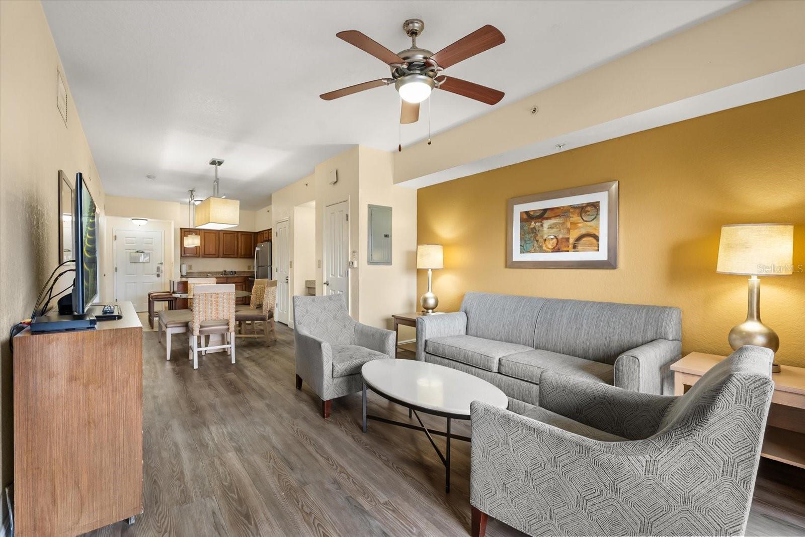 Image 10 of 50 For 12539 Floridays Resort Drive 505-d