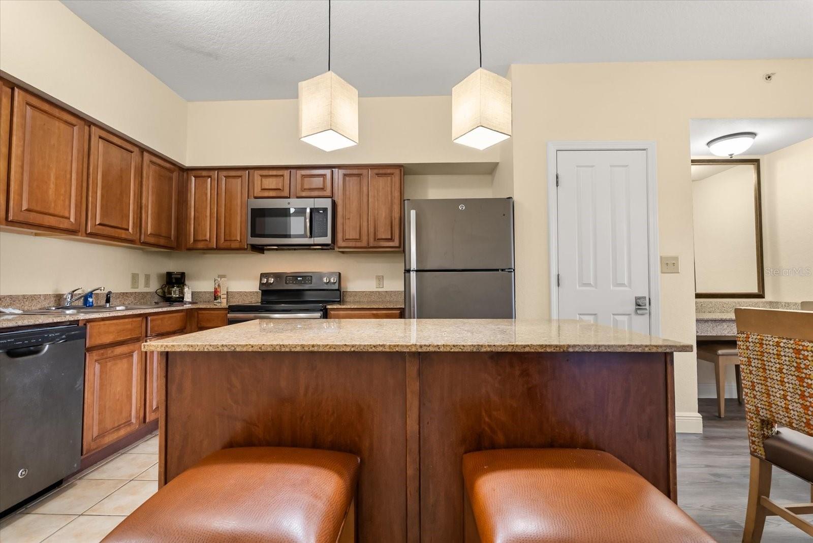 Image 14 of 50 For 12539 Floridays Resort Drive 505-d