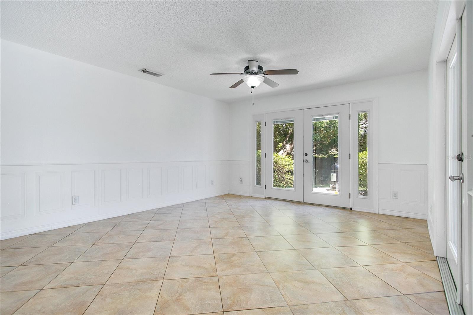 Image 10 of 36 For 3063 Riviera Bay Court