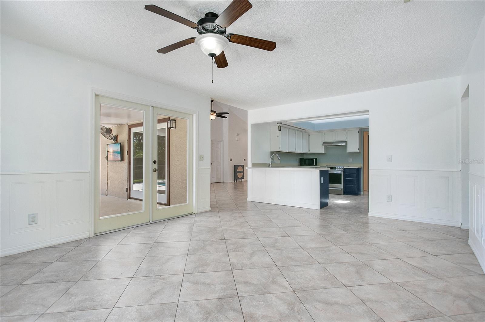 Image 11 of 36 For 3063 Riviera Bay Court