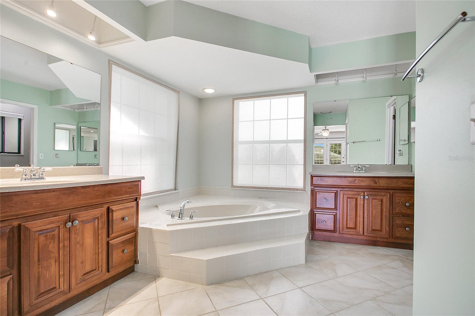 Image 17 of 36 For 3063 Riviera Bay Court