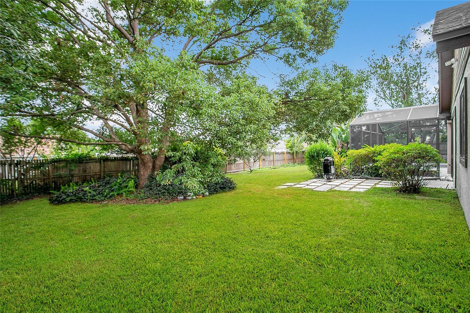 Image 26 of 36 For 3063 Riviera Bay Court