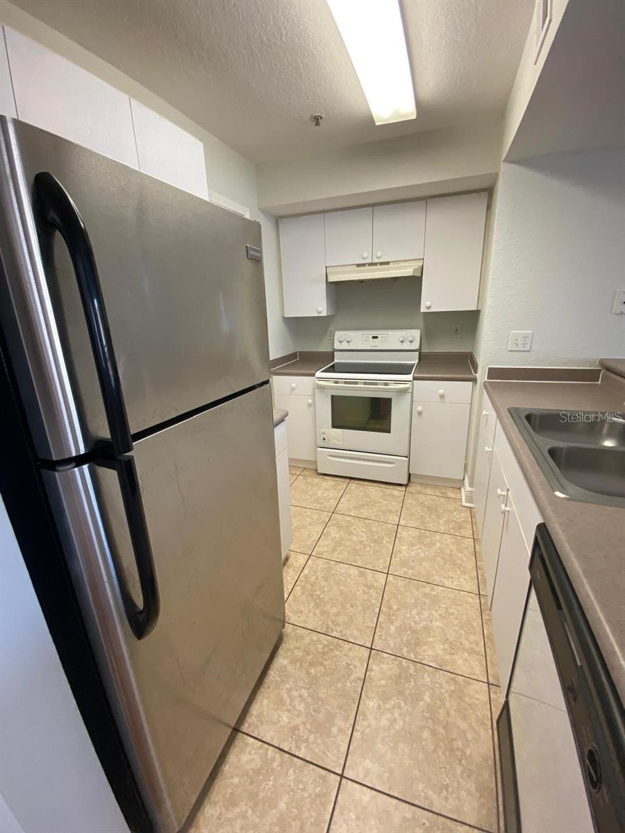 Image 11 of 24 For 2336 Midtown Terrace 932