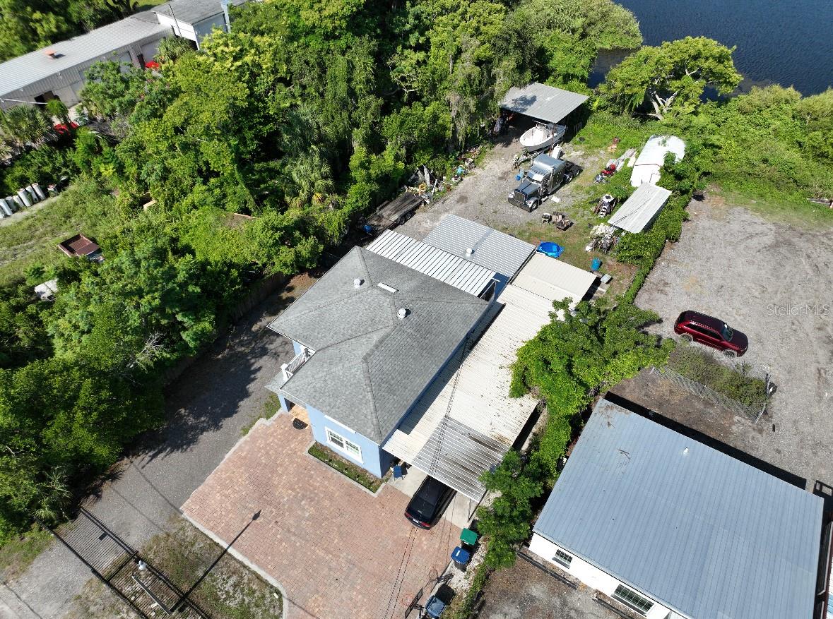 Image 6 of 7 For 916 Maltby Street
