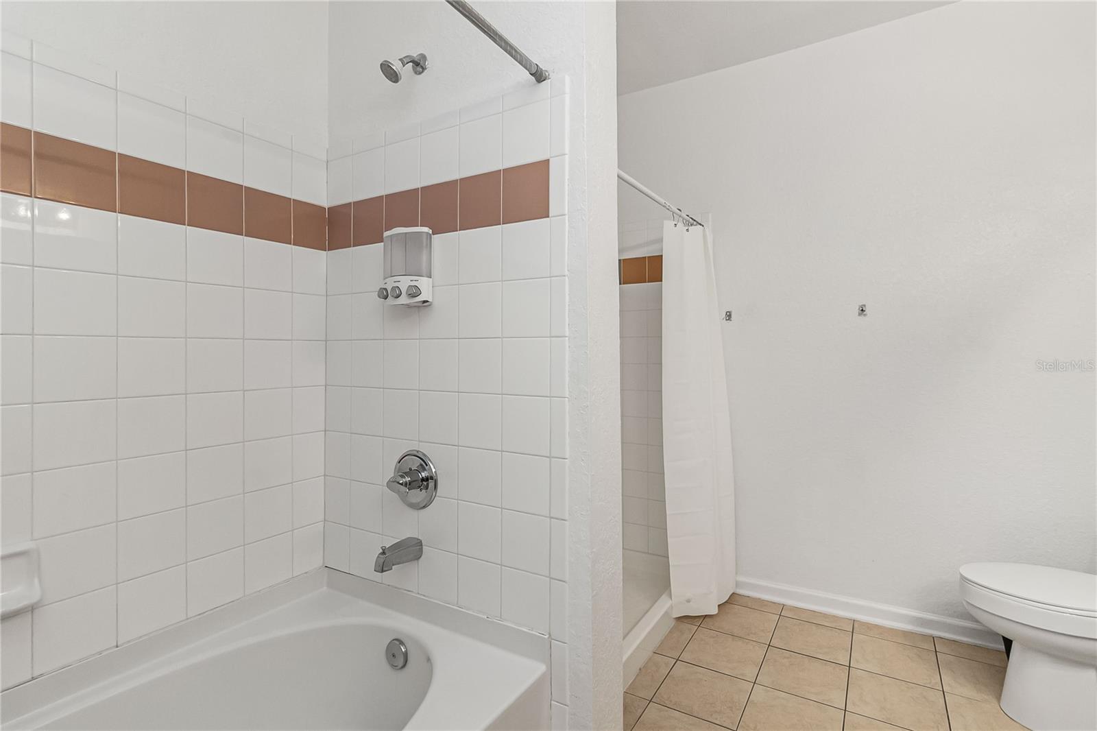 Image 31 of 43 For 614 Terrace Ridge Circle 614