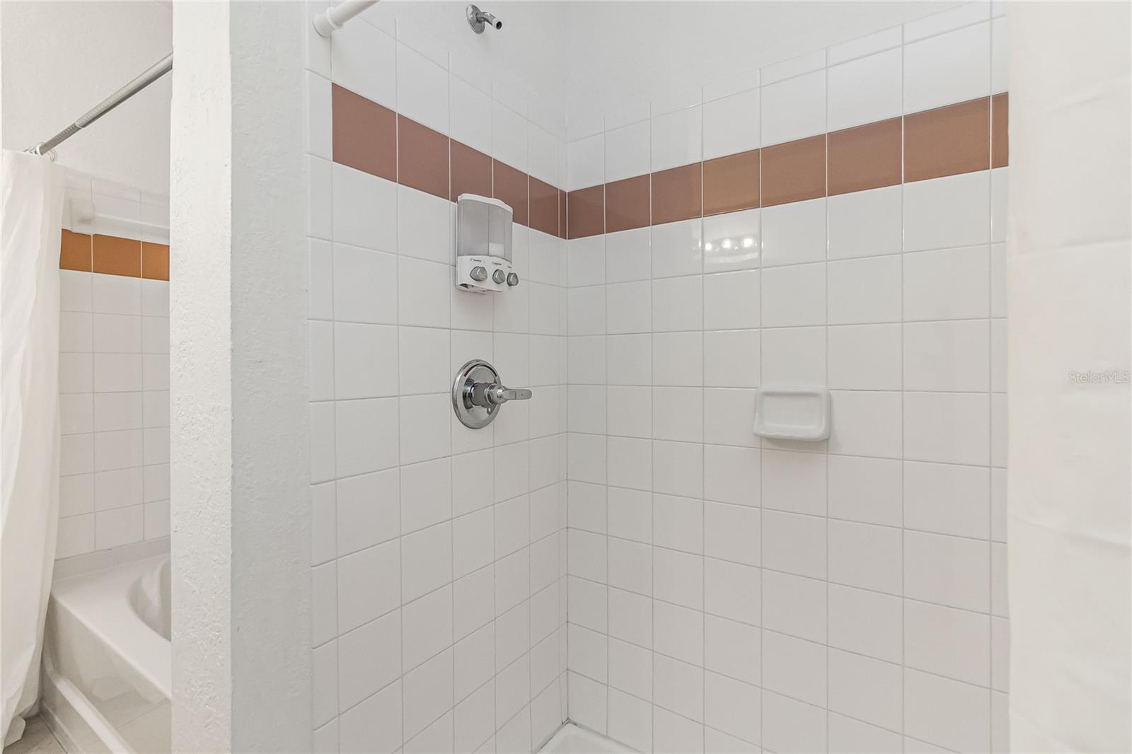 Image 32 of 43 For 614 Terrace Ridge Circle 614
