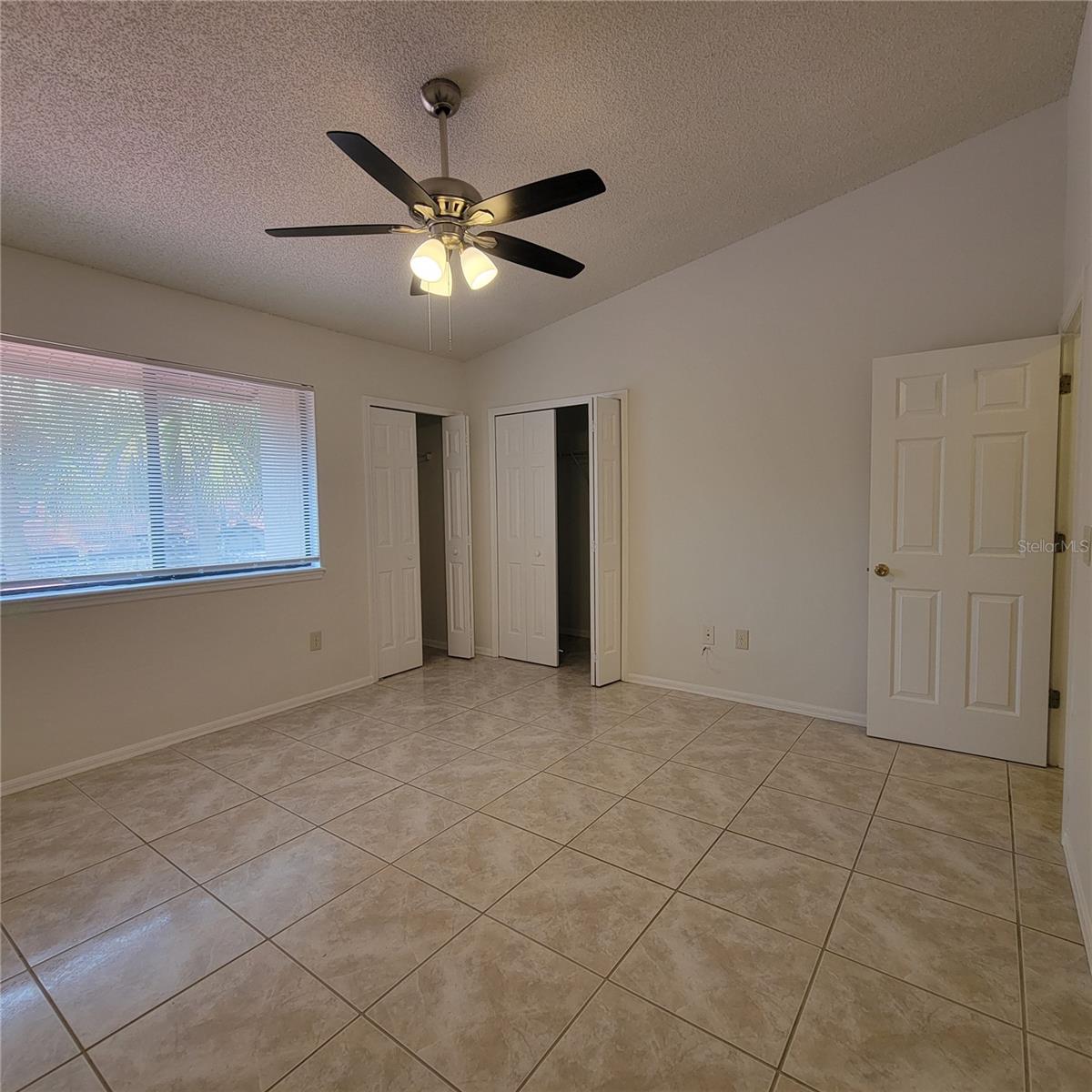 Image 21 of 31 For 474 Club Drive