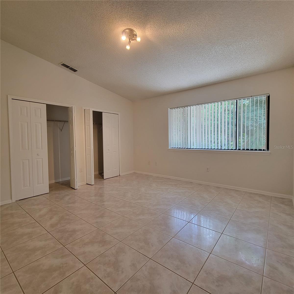 Image 24 of 31 For 474 Club Drive