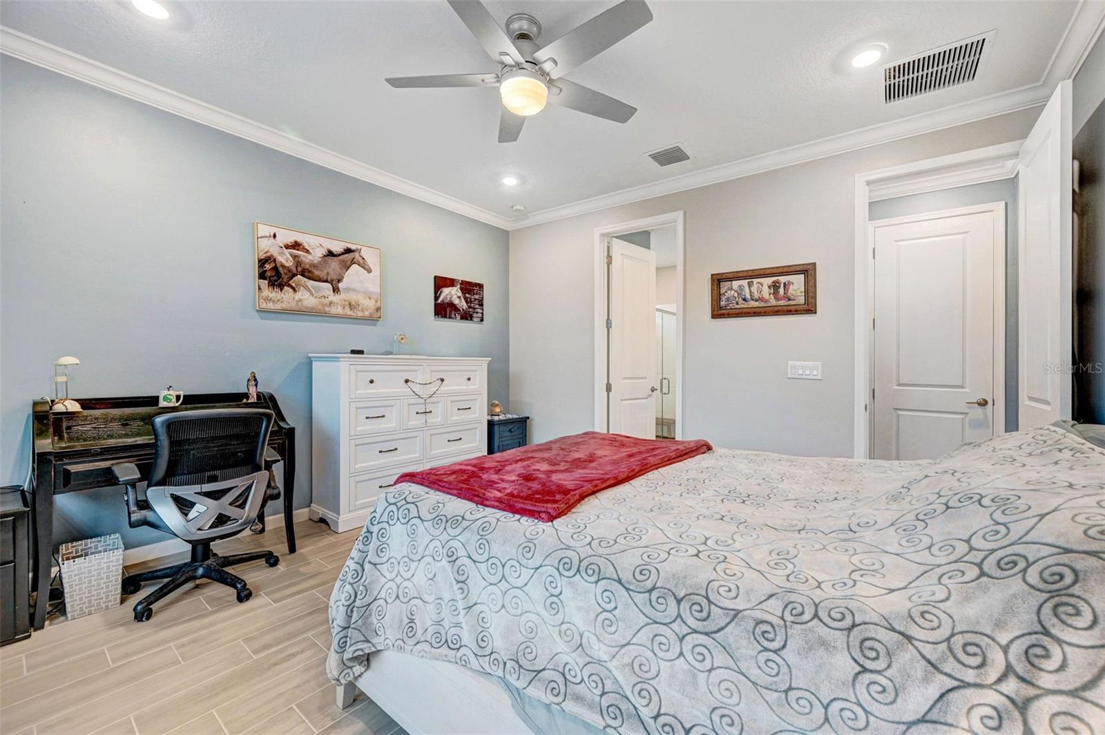 Image 20 of 52 For 846 Antibes Court Nw