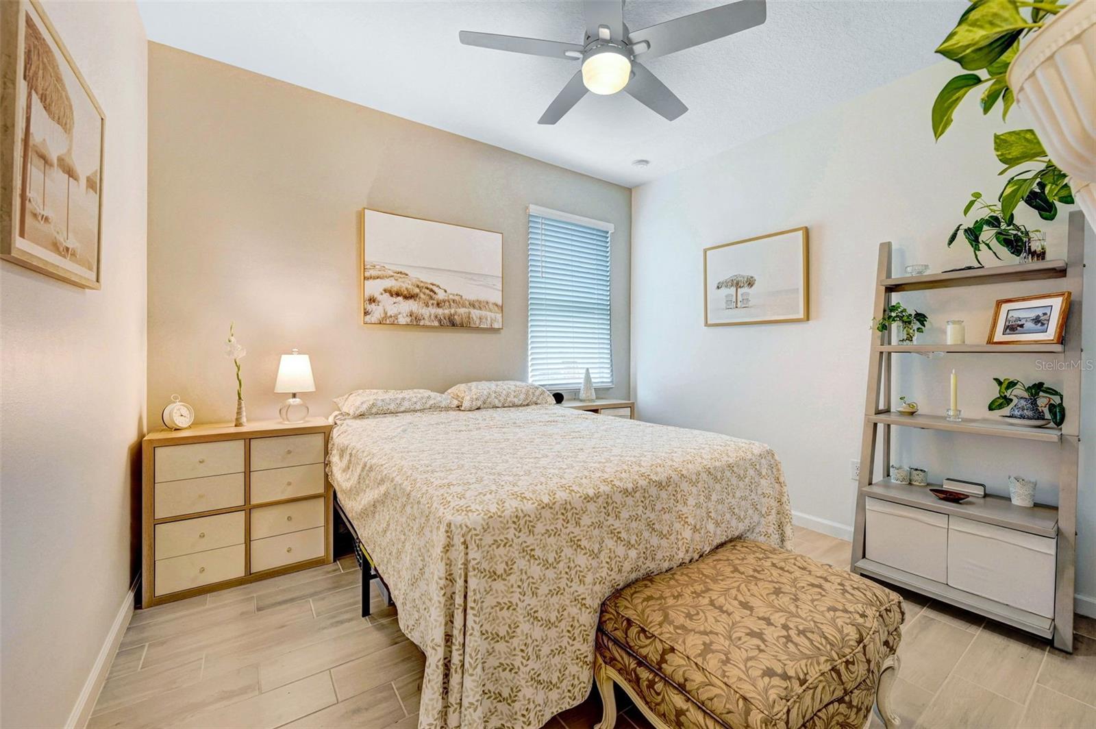 Image 25 of 52 For 846 Antibes Court Nw
