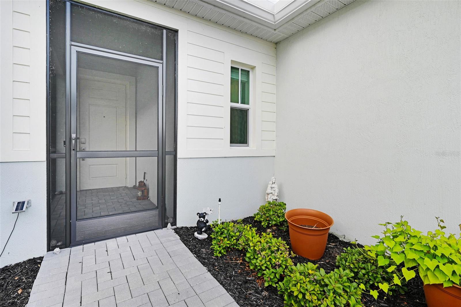 Image 3 of 52 For 846 Antibes Court Nw