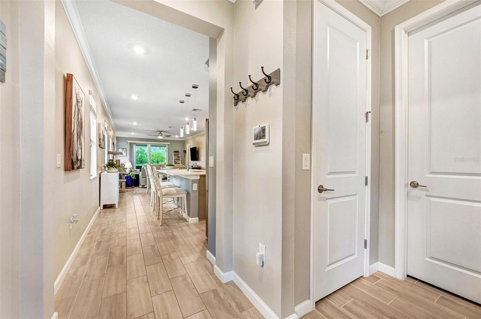 Image 5 of 52 For 846 Antibes Court Nw
