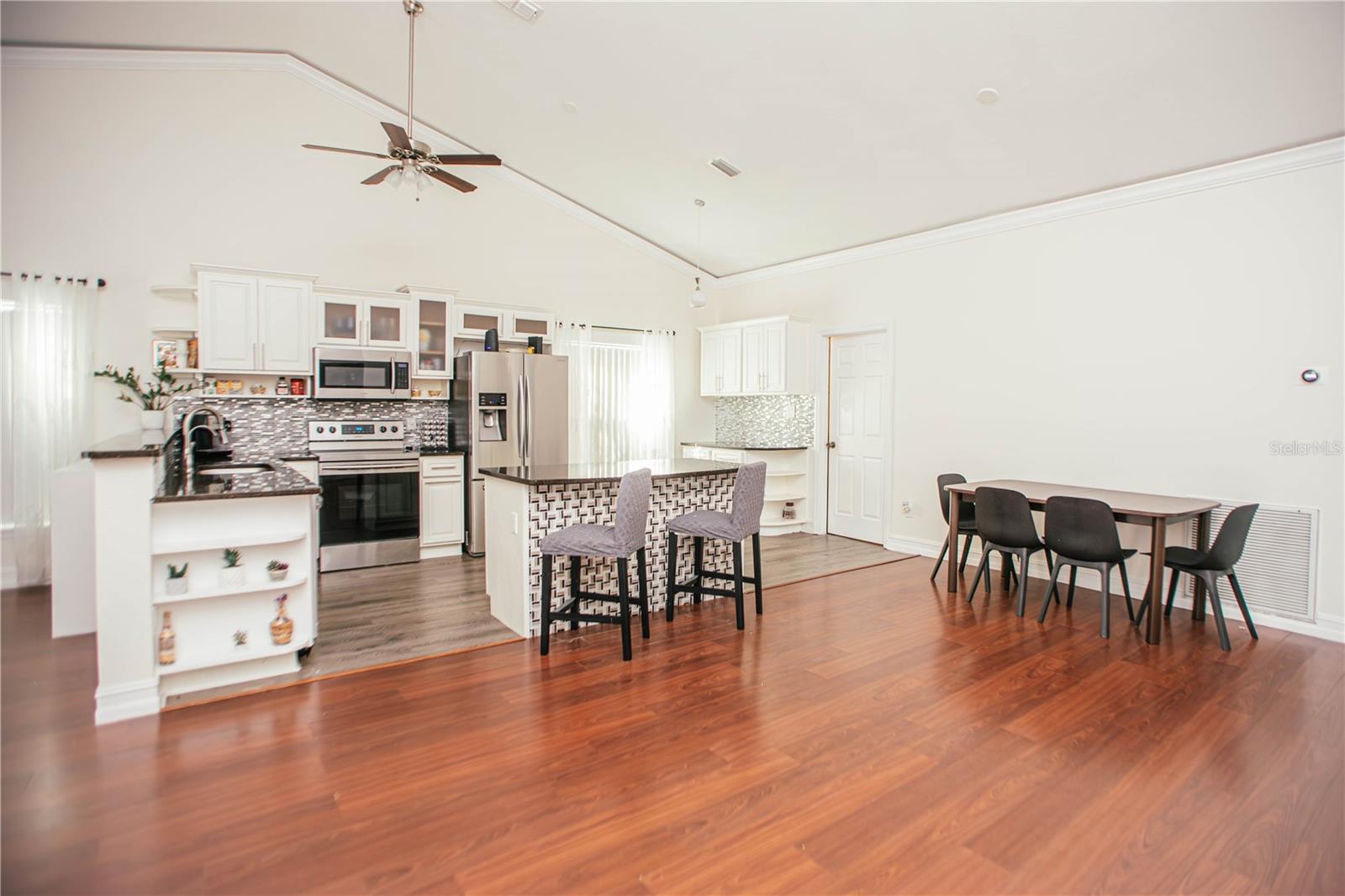 Image 11 of 35 For 2203 Barkwood Court