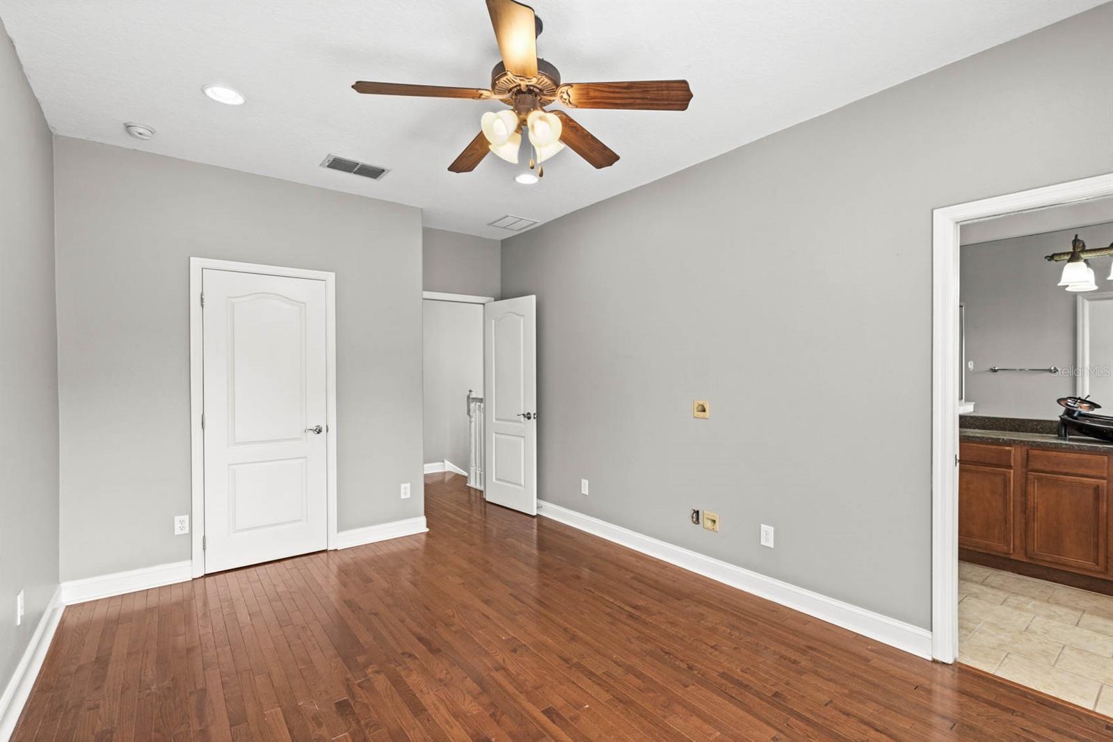 Image 12 of 26 For 2607 Jefferson Street