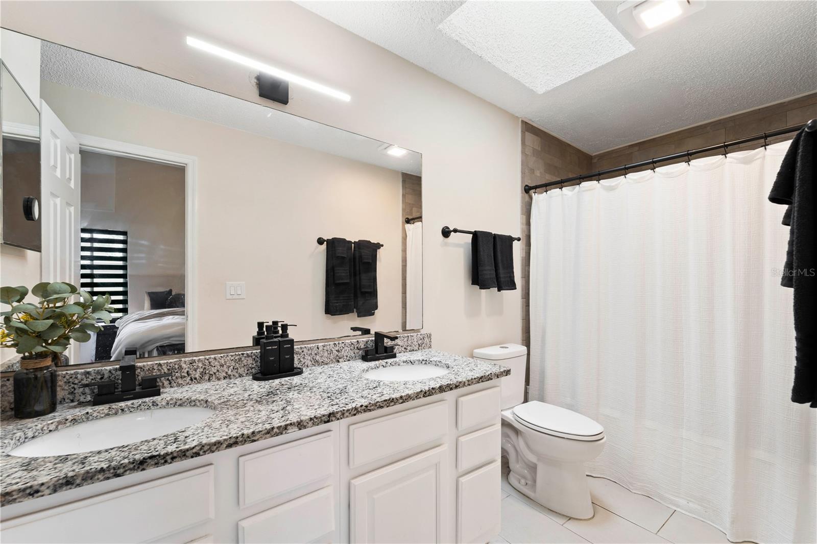 Image 26 of 33 For 9785 Piney Point Circle