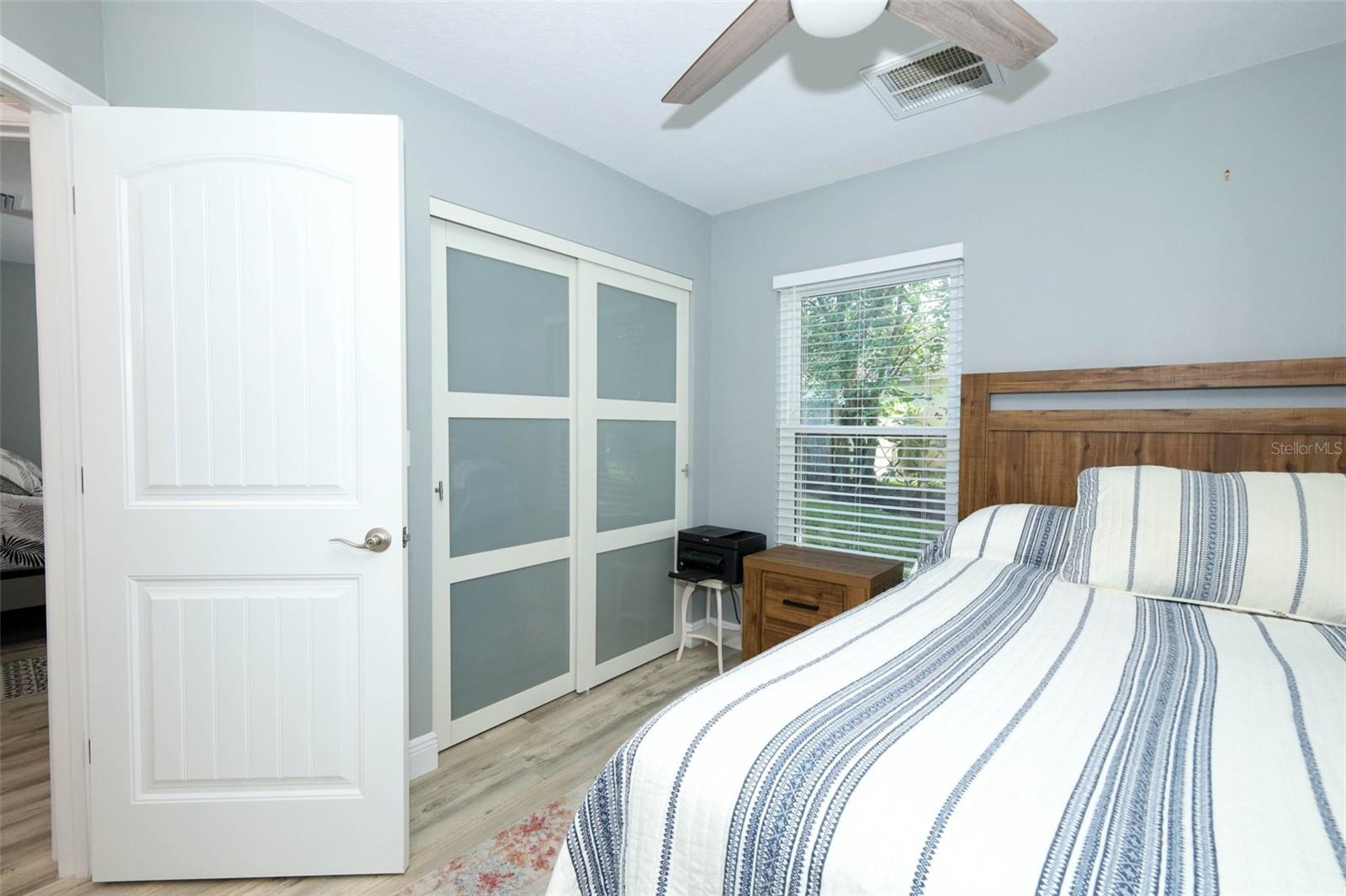 Image 30 of 47 For 424 Meadow Green Drive