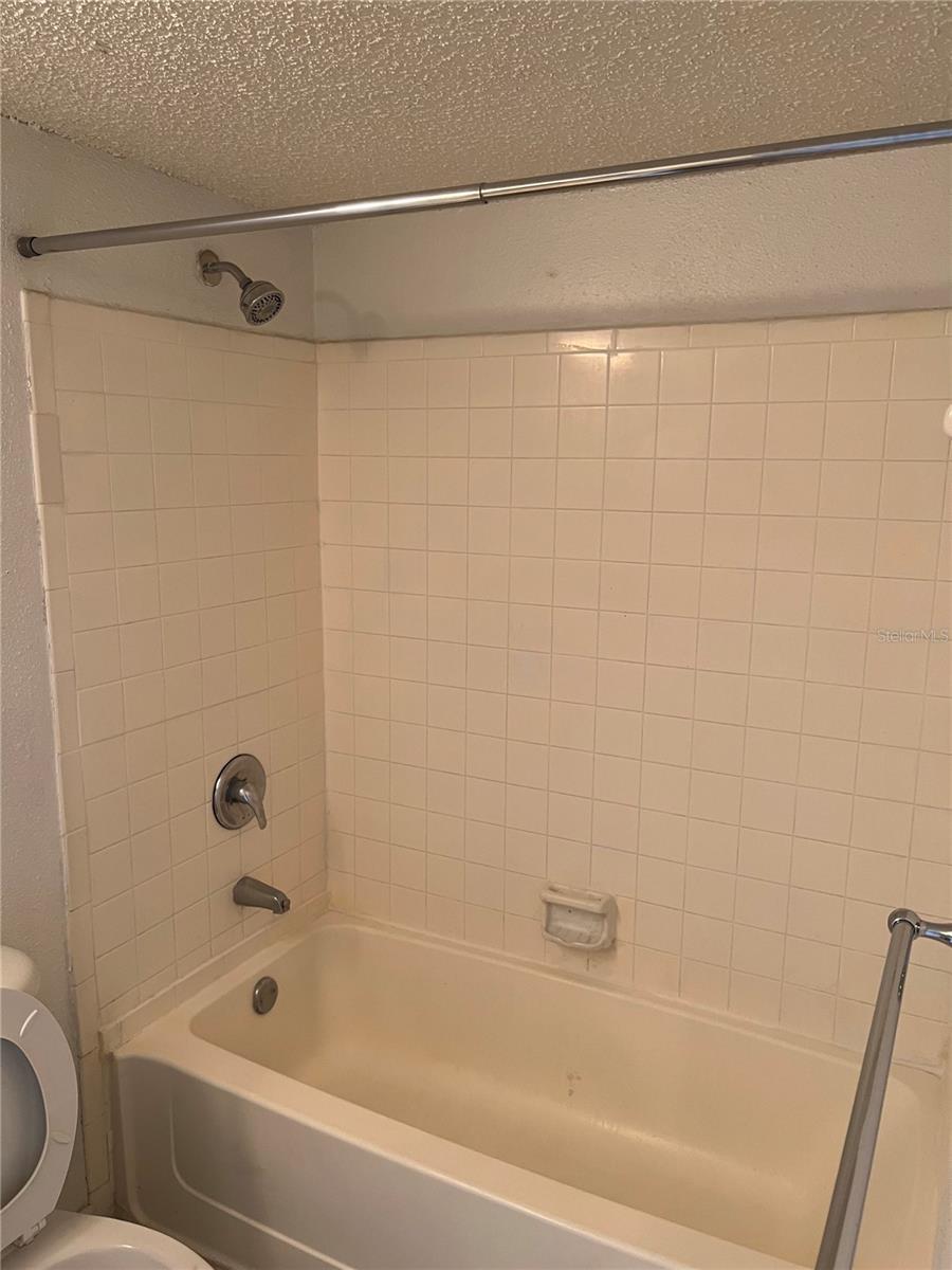 Image 11 of 15 For 3740 Idlebrook Circle 202