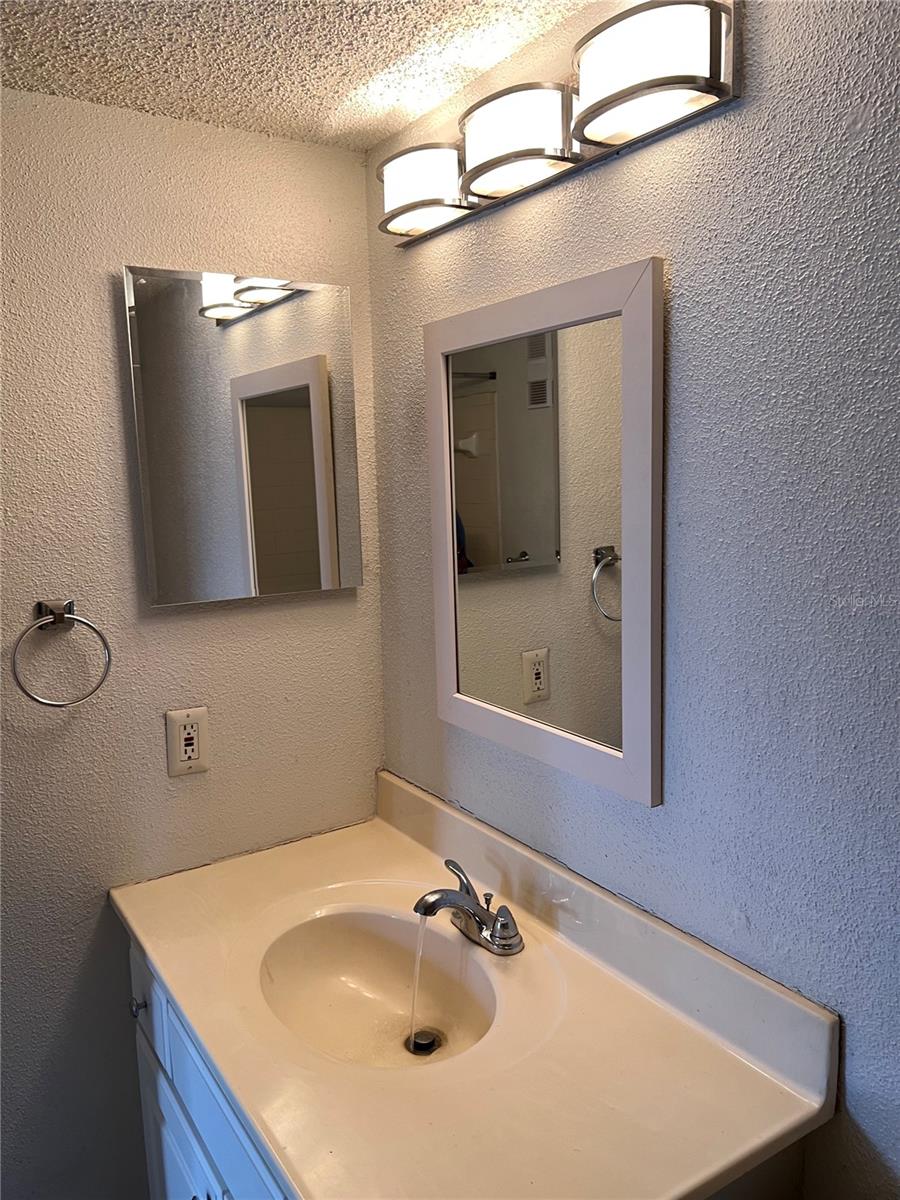 Image 12 of 15 For 3740 Idlebrook Circle 202