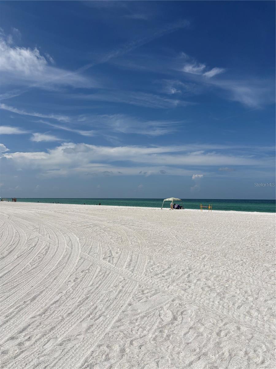 Image 28 of 31 For 4067 Overture Circle 4067