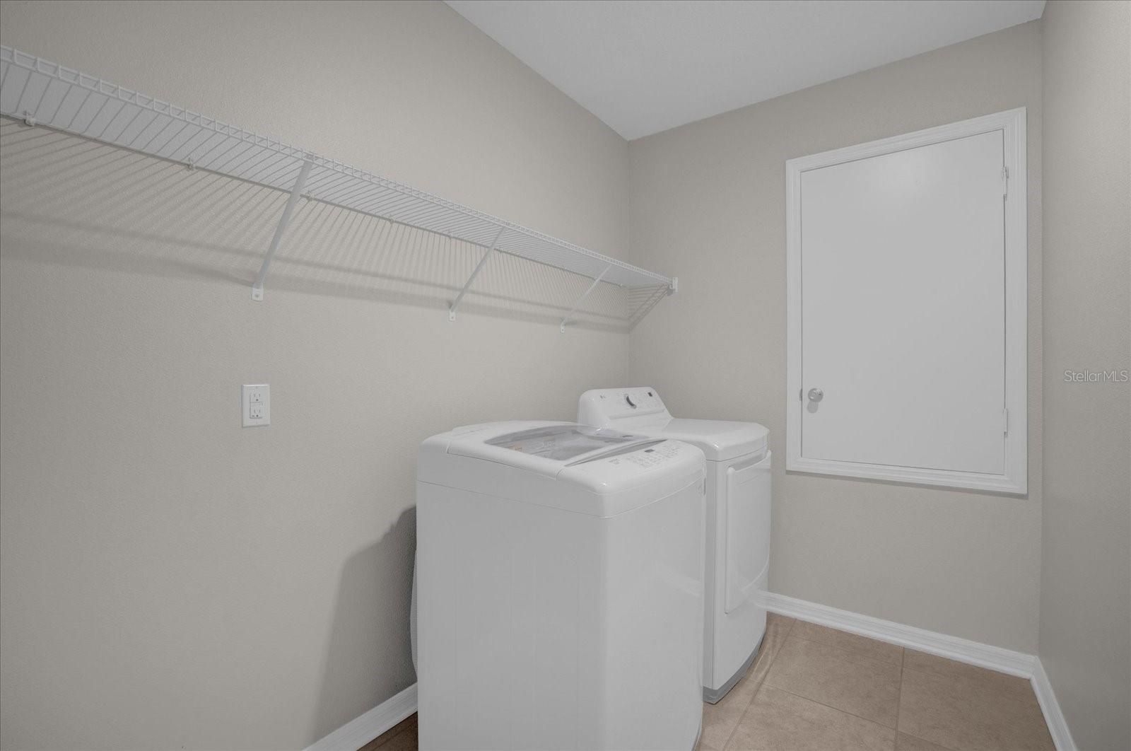 Image 16 of 33 For 8064 Olive Brook Drive