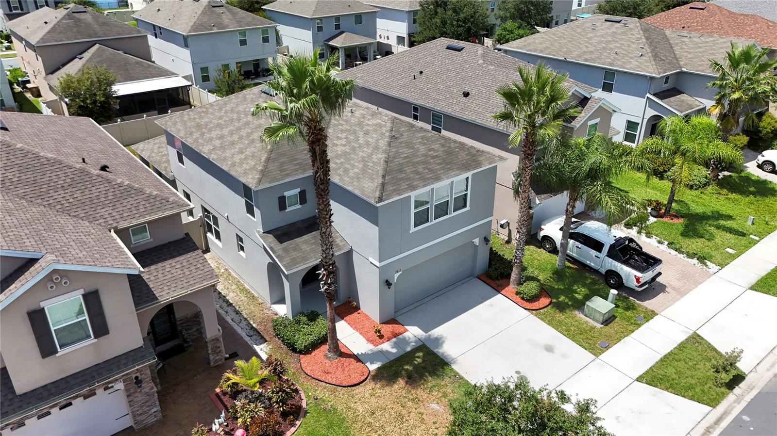 Listing photo id 8 for 2612 Waterline Street