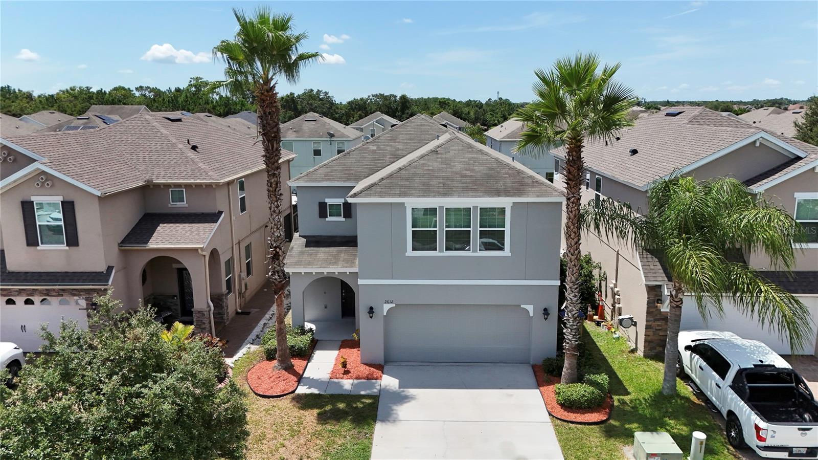 Listing photo id 10 for 2612 Waterline Street