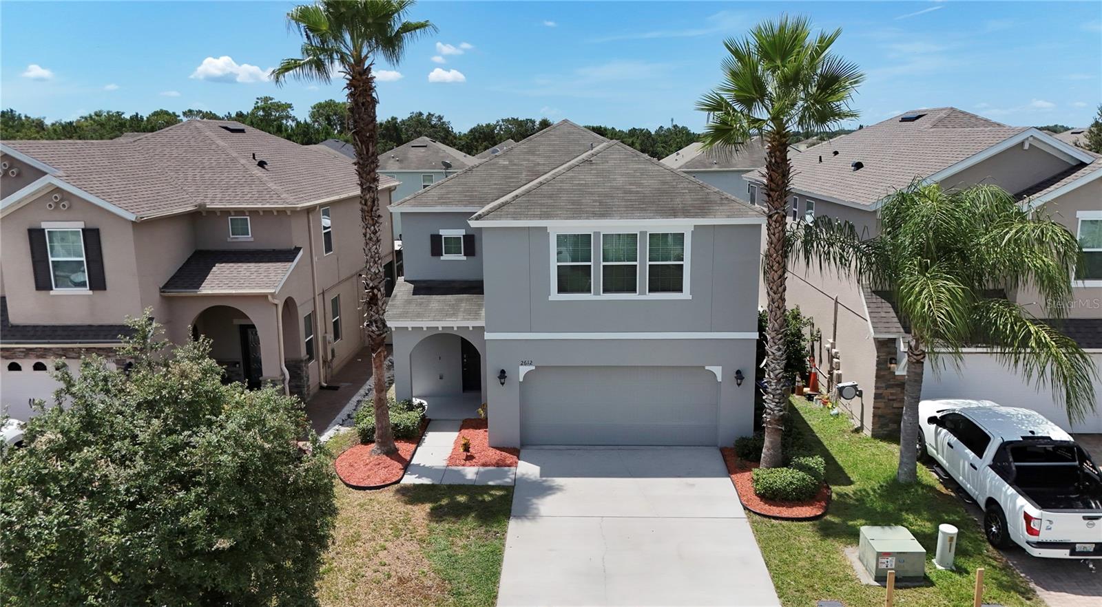 Listing photo id 11 for 2612 Waterline Street