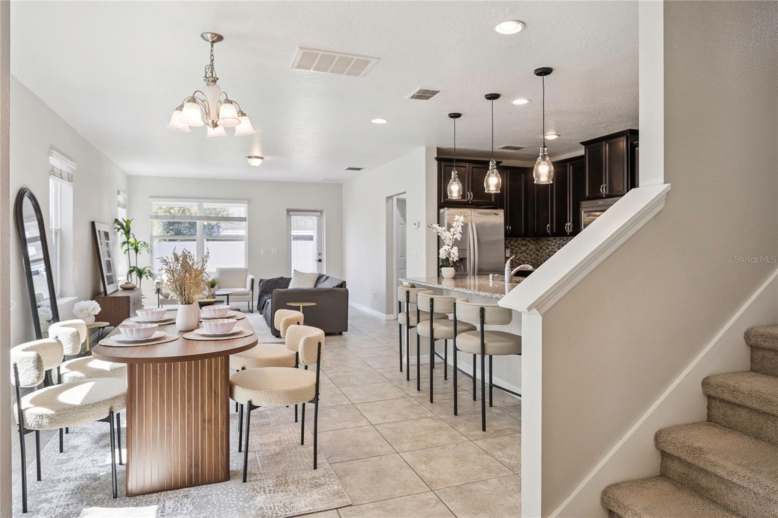 Listing photo id 20 for 2612 Waterline Street