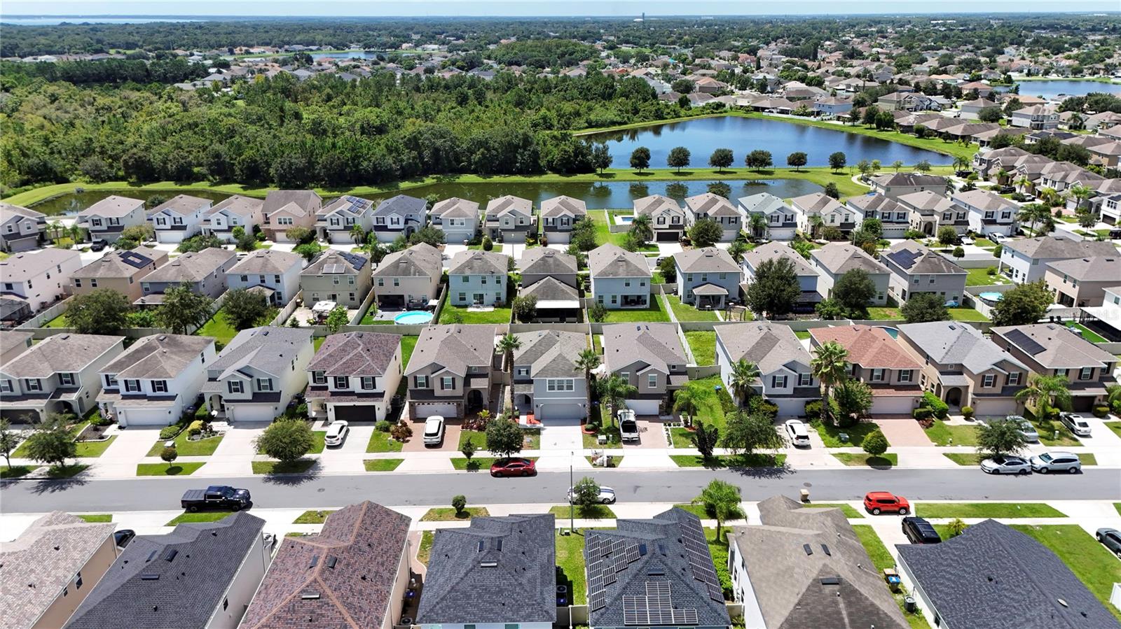 Listing photo id 50 for 2612 Waterline Street
