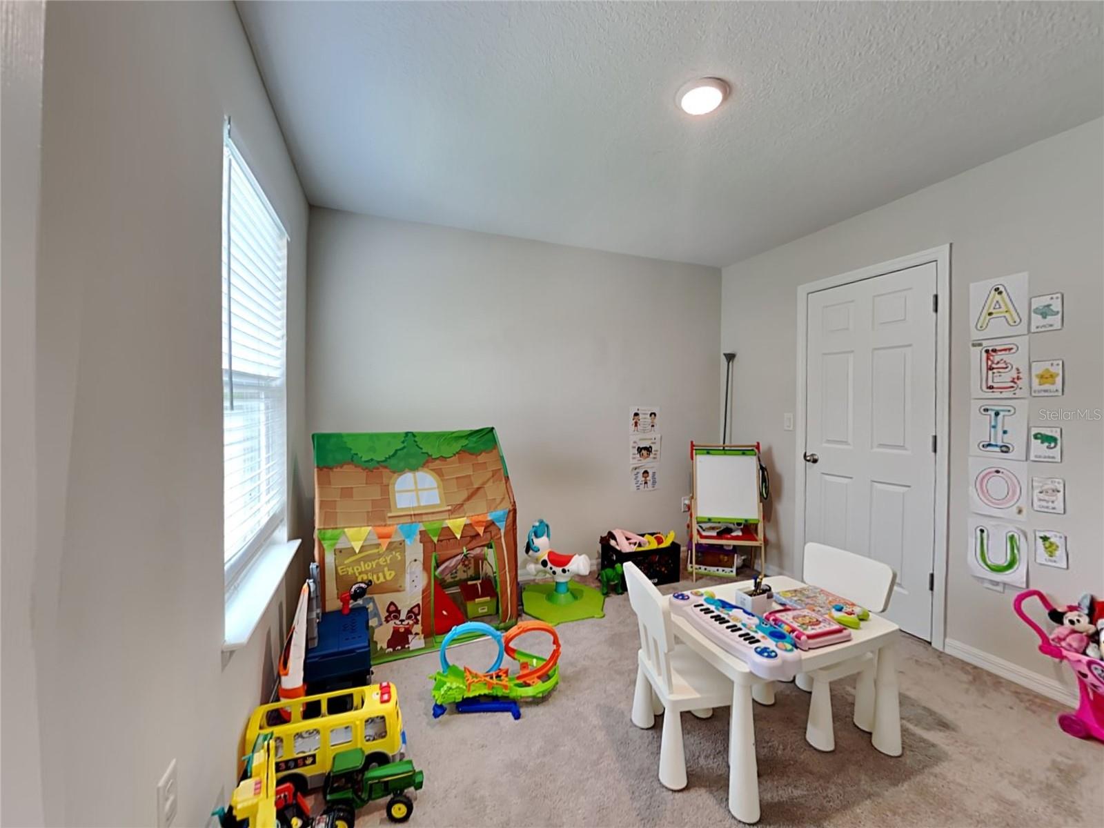 Image 13 of 17 For 2321 Grasmere View Parkway N