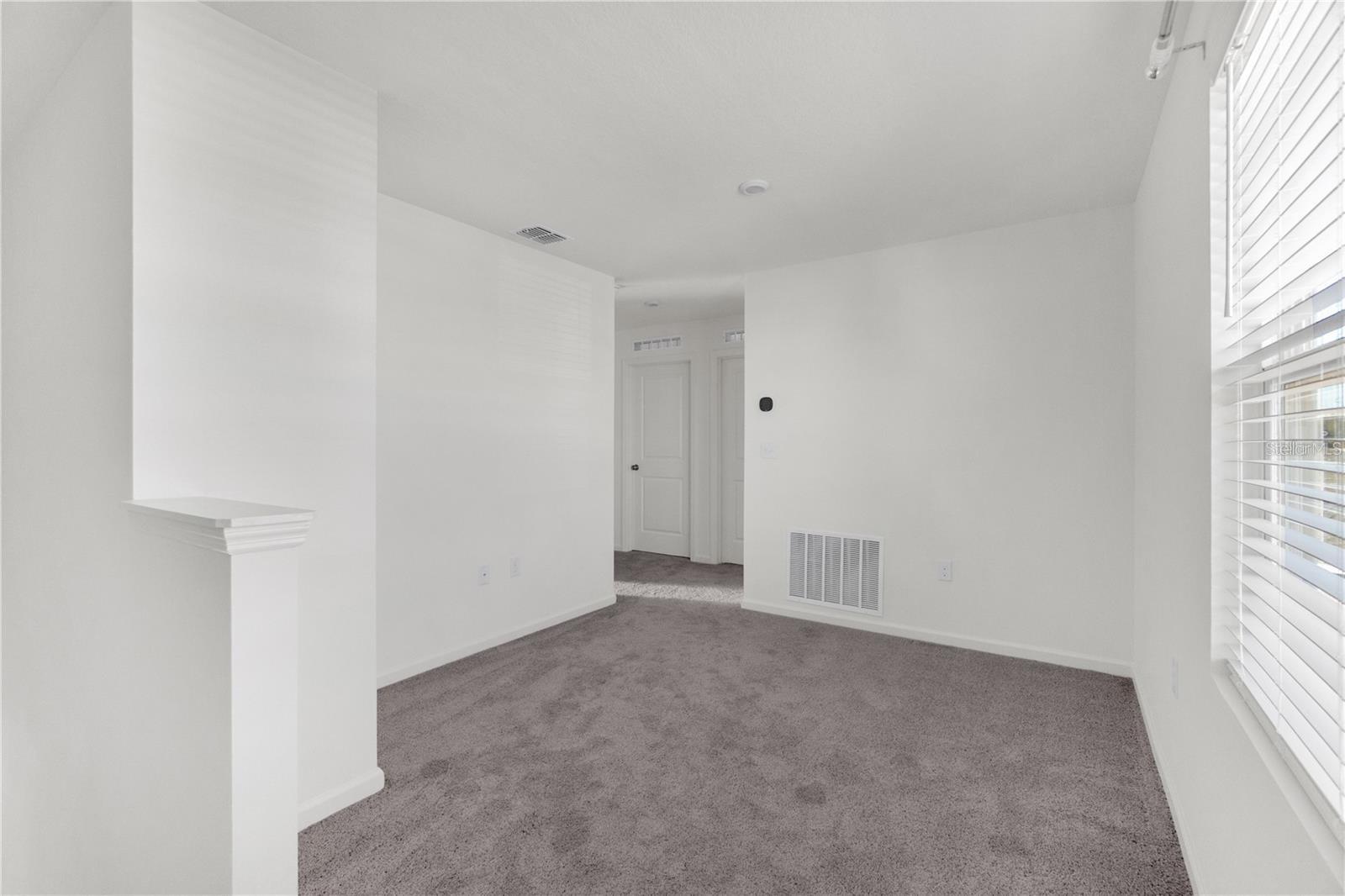 Image 4 of 6 For 1623 Indiana Loop