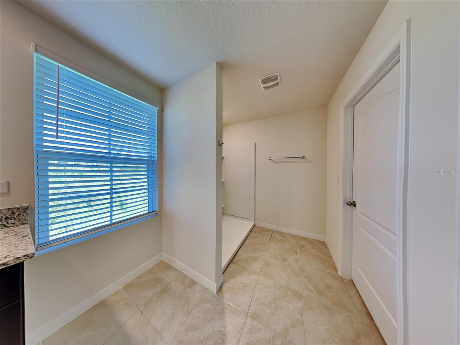 Image 10 of 18 For 3016 Meleto Boulevard