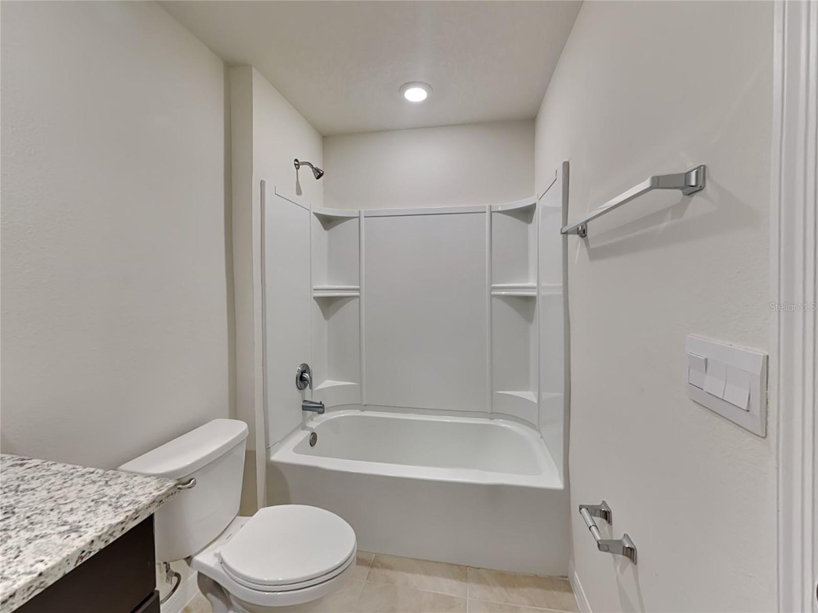 Image 17 of 18 For 3016 Meleto Boulevard