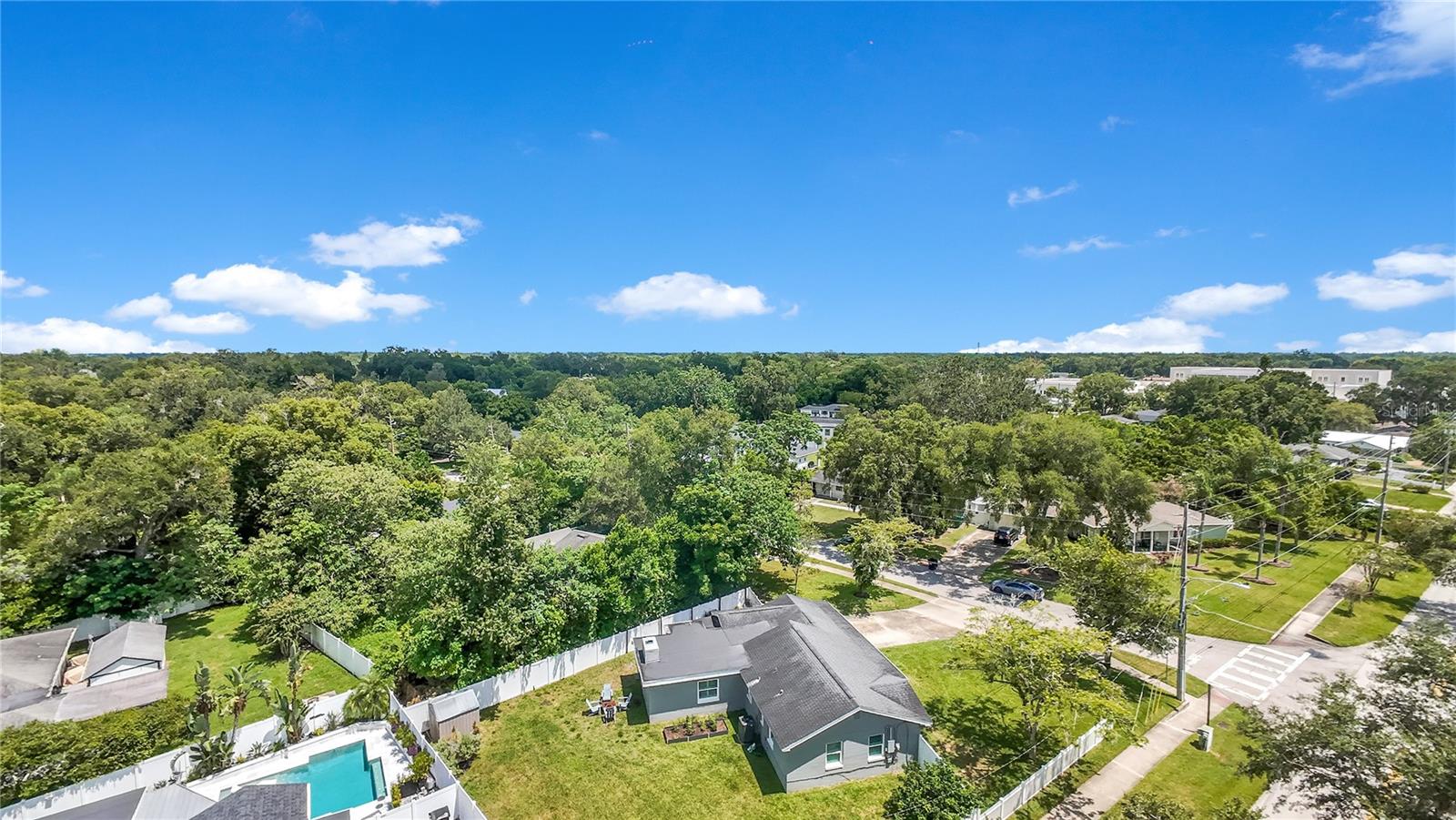 Image 31 of 34 For 744 Buckminster Circle